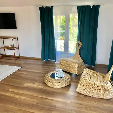 Casa Mediterana Farm stay