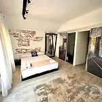 Agroturismo Casa Mediterana Două Mai