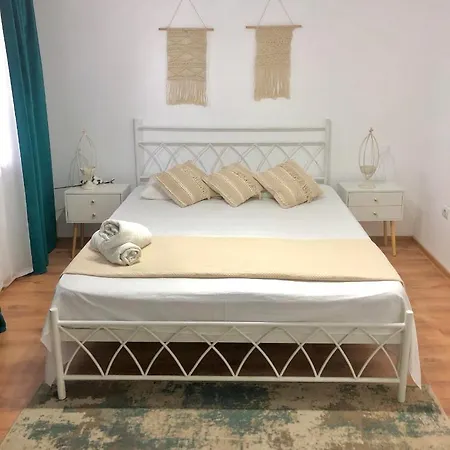 Casa Mediterana *